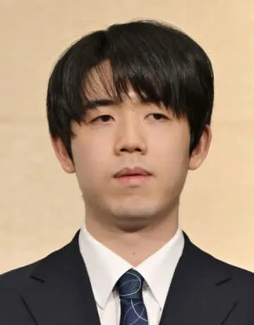 藤井、将棋の王将戦4連覇