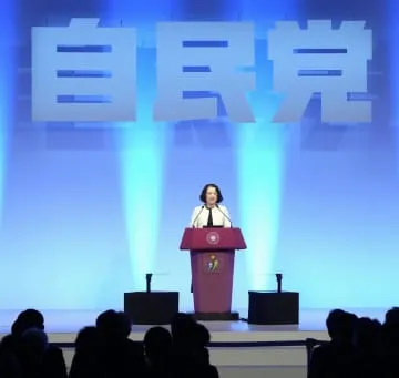 夫婦別姓、今国会で実現を