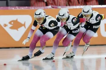 女子団体で日本が2位