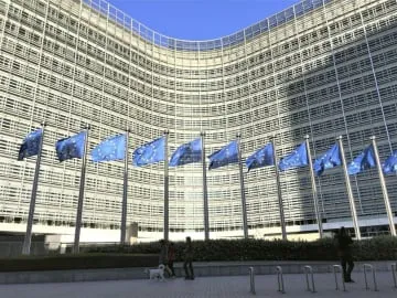 EU、報復関税発動を延期