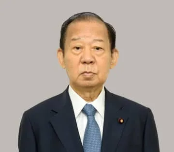 二階氏「ウサギのように俊敏に」