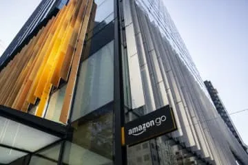 アマゾン、1万7千人超を削減か