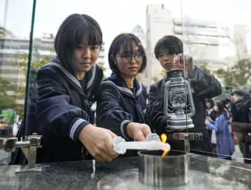 追悼の火、神戸から各地へ