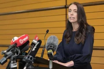 NZ首相、2月辞任を表明