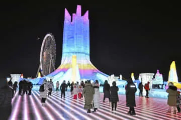 中国ハルビンで氷雪祭り