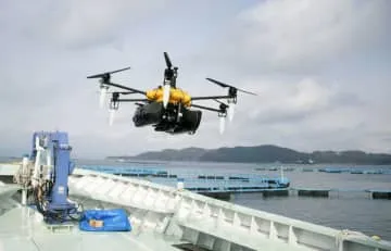 世界初、水空合体ドローン