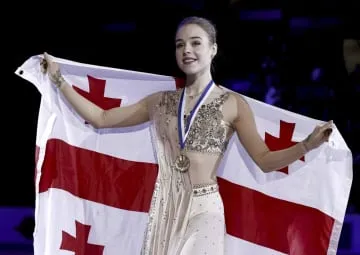 女子はグバノワが初優勝