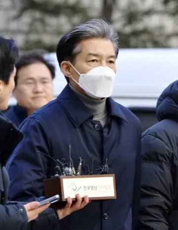 韓国元法相に実刑判決