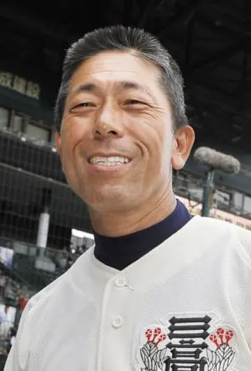 日大三高の小倉監督退任へ