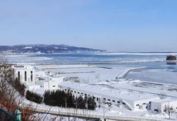 北海道・網走に流氷接岸