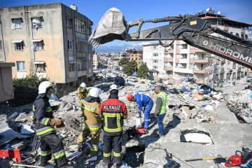 トルコ、大地震で220万人避難